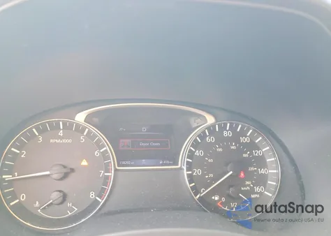 2018 Nissan Pathfinder S z USA, uszkodzony, nr VIN 5N1DR2MN5JC621884